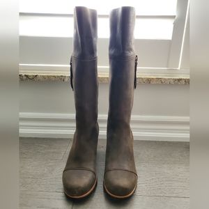 Sorel Addington tall brown boots